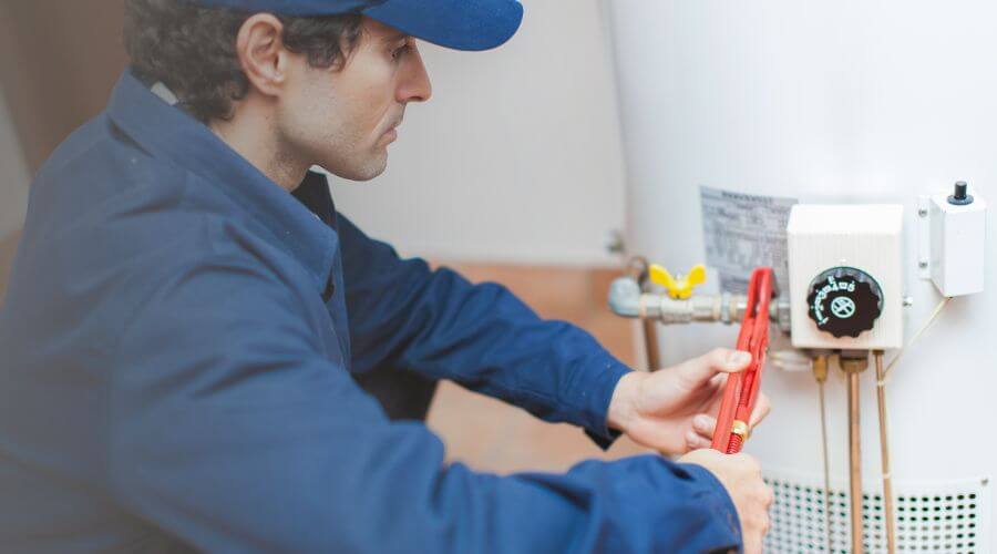 Professional water heater repair in Sulphur Bluff, TX